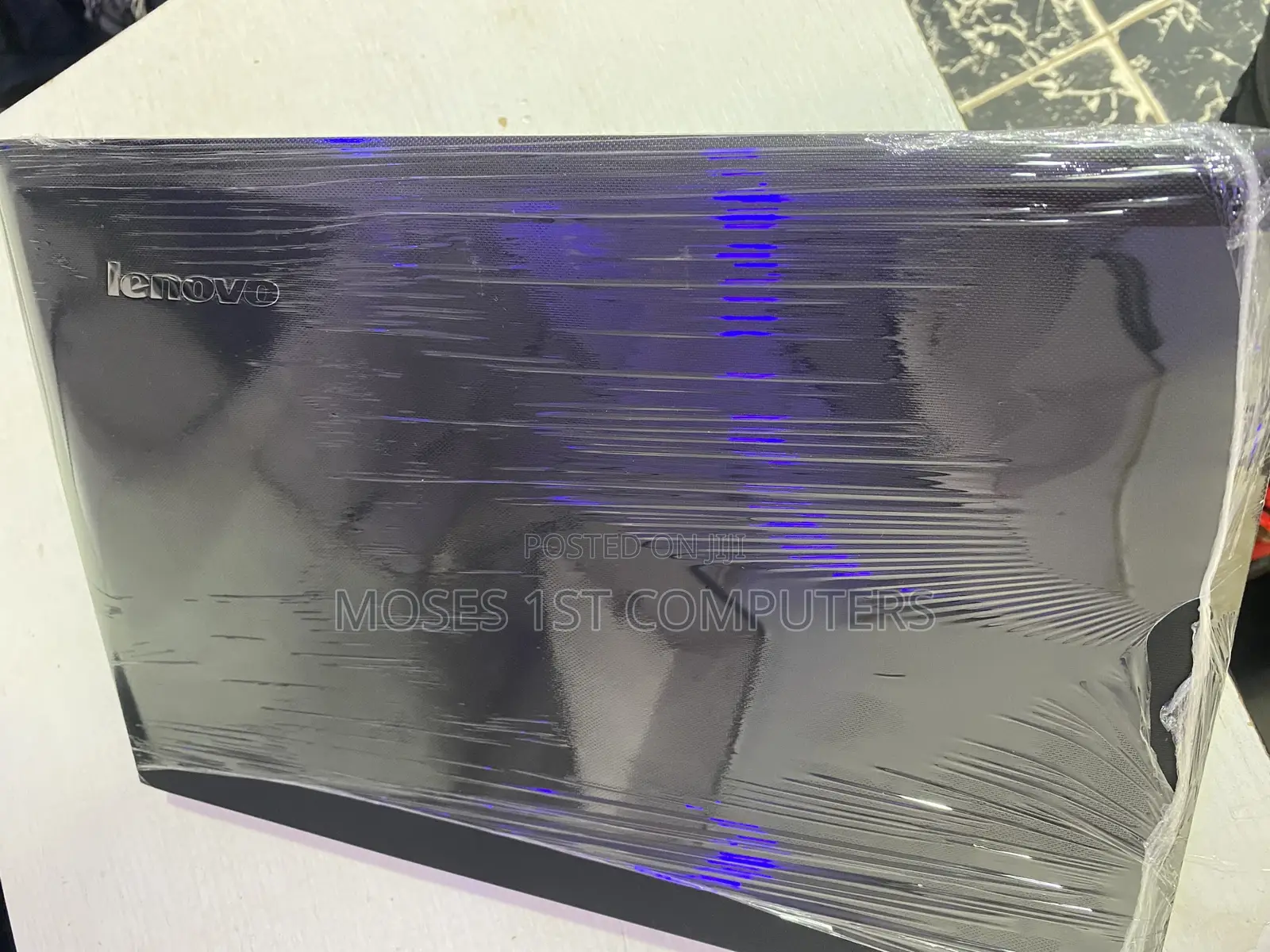 New Laptop Lenovo 4GB Intel HDD 500GB