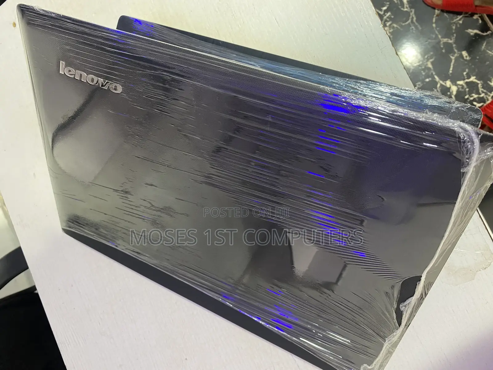 New Laptop Lenovo 4GB Intel HDD 500GB