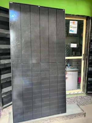 580watt Mono All Black Solar Panel