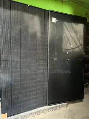 580watt Mono All Black Solar Panel