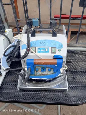 Industrial Iron Professional Iron