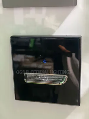 Glass Smart Switches and Sockets