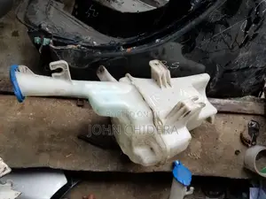 Water Reservoir For Hyundai Accent 2013