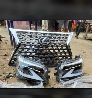 Lexus Gx460 Head Lamp and Front Grill