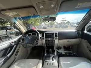 Toyota 4-Runner Limited V6 2005 Black