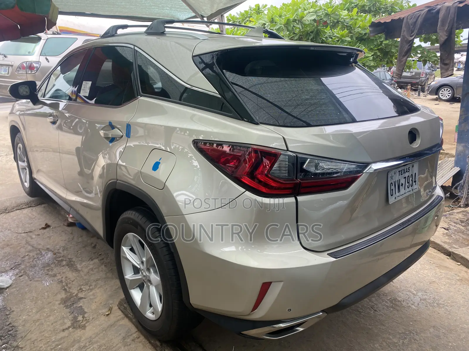 Lexus RX 350 AWD 2017 Gold
