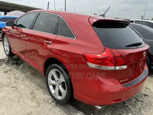 Toyota Venza V6 2010 Red