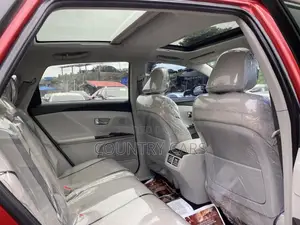 Toyota Venza V6 2010 Red