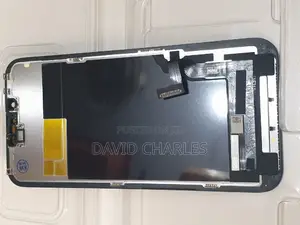 iPhone 13 Screen
