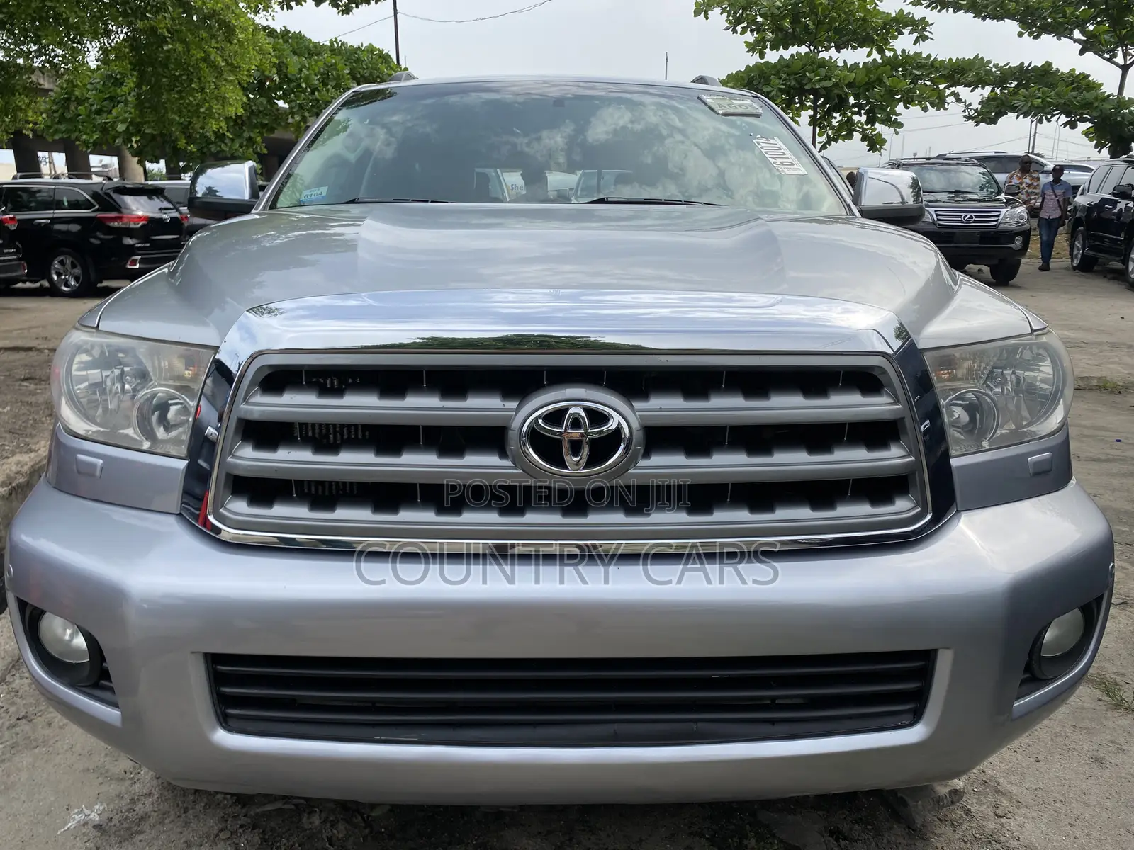Toyota Sequoia 2013 Silver