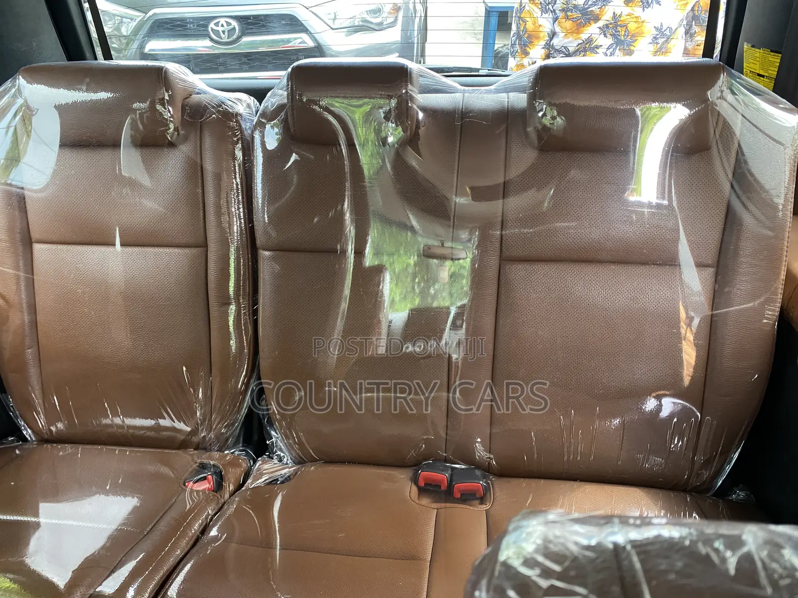 Toyota Sequoia 2013 Silver