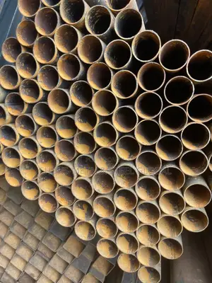 30mm Round Pipe Black
