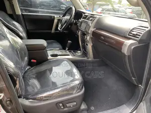 Toyota 4-Runner 2016 Gray