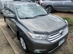Toyota Highlander 2011 Gray