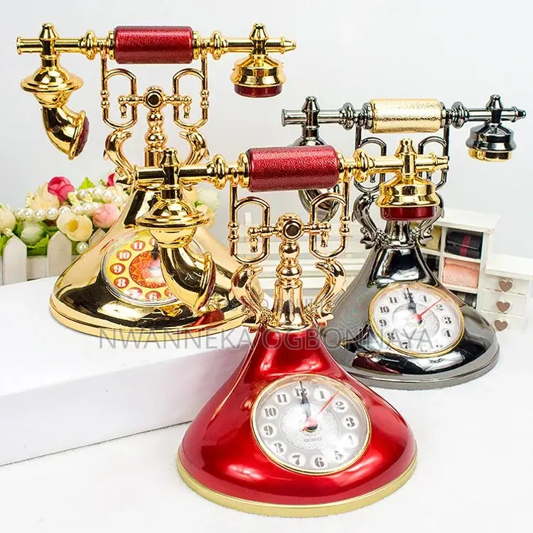 Retro Telephone Model Alarm Clock