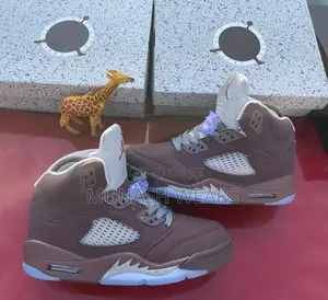 Jordan Retro Sneakers