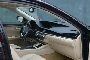 Lexus ES 2014 Black
