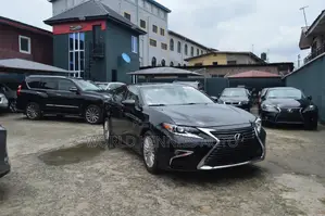 Lexus ES 2014 Black