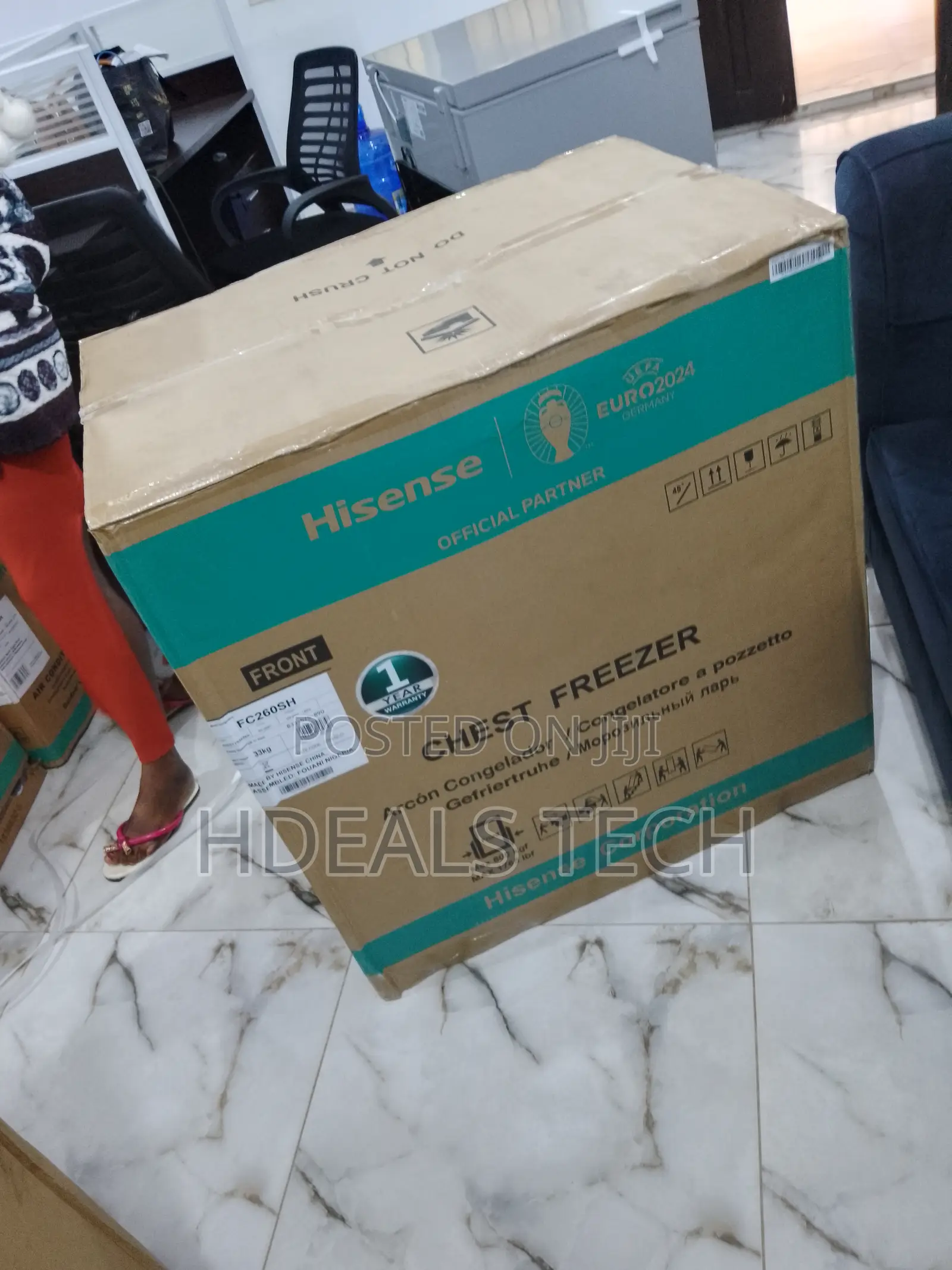 Active 198 Litres Deep Chest Freezer - Hisense.