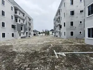 3bdrm Apartment in By Chevron Second, Lekki for rent