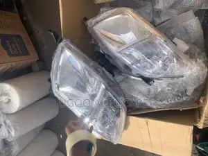 Head Lamp Hilux 2012
