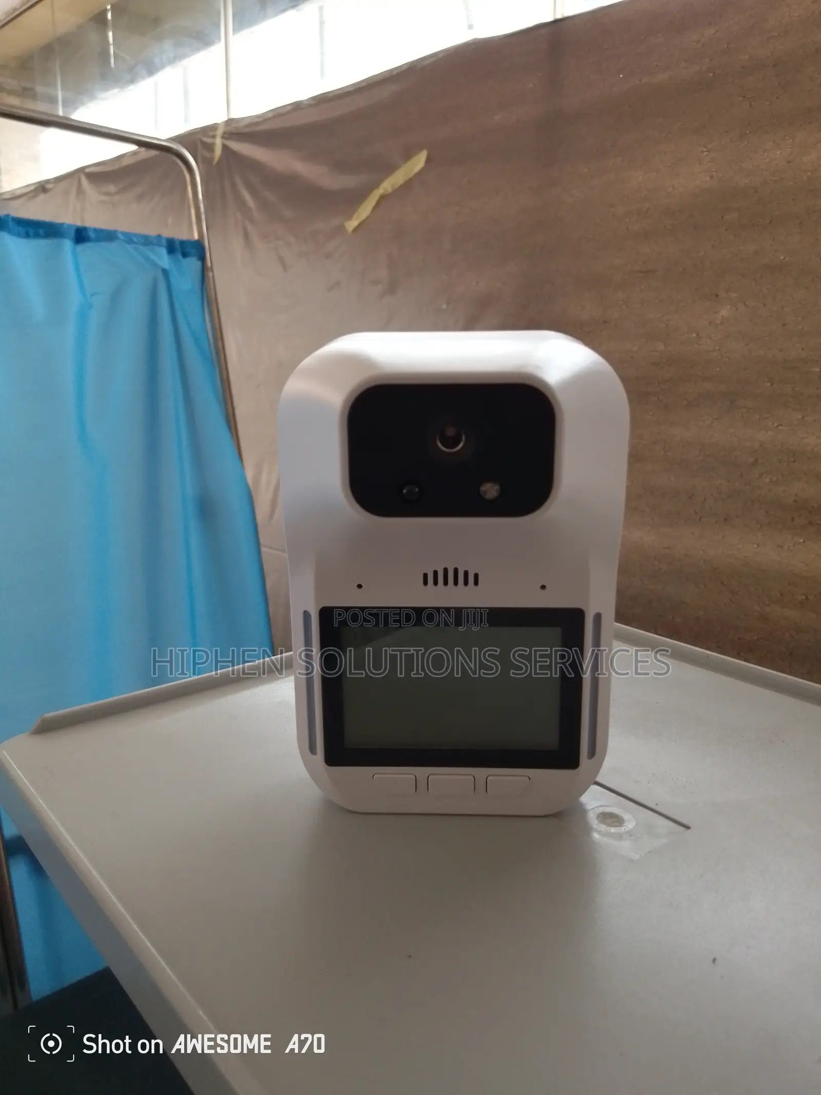 Wall-mounted Body Thermometer