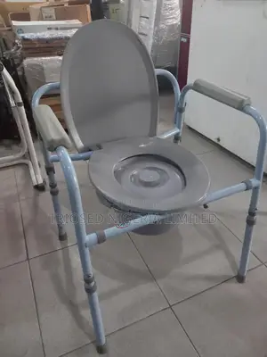 Commode Chair