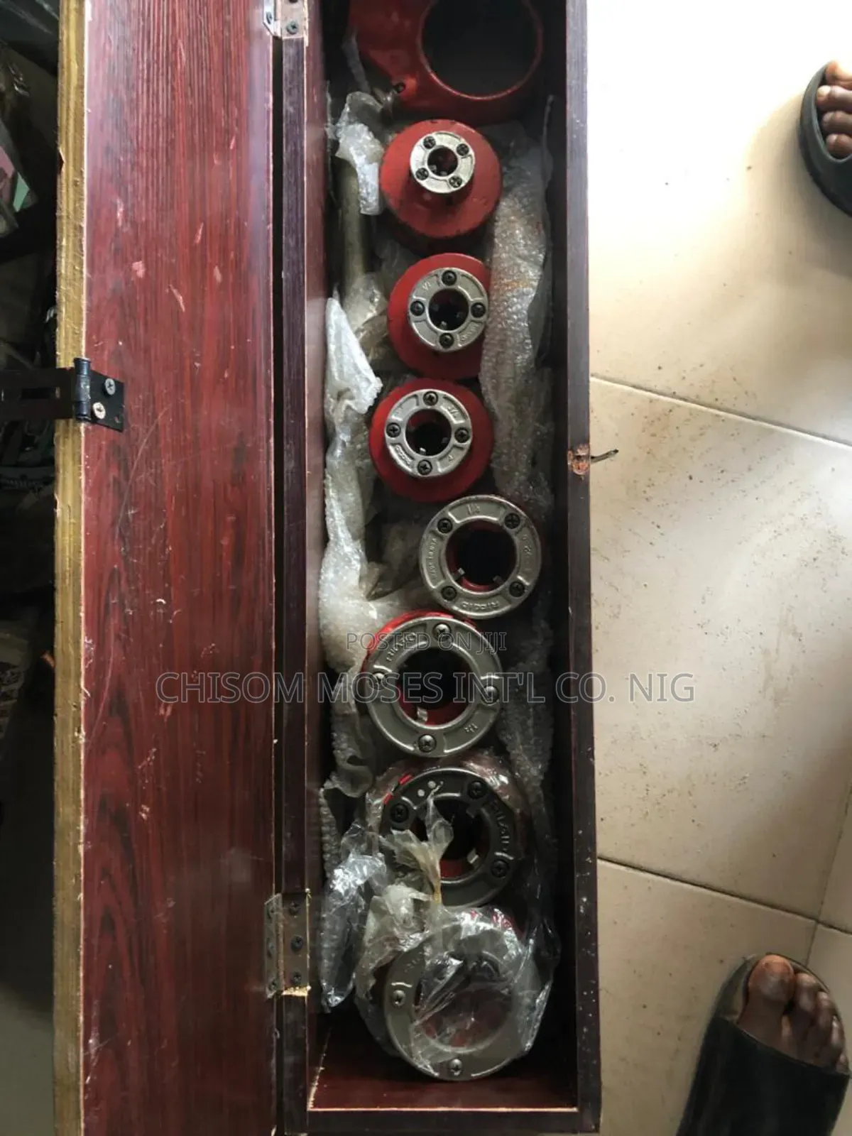 Ridgid Pipe Threading Machine