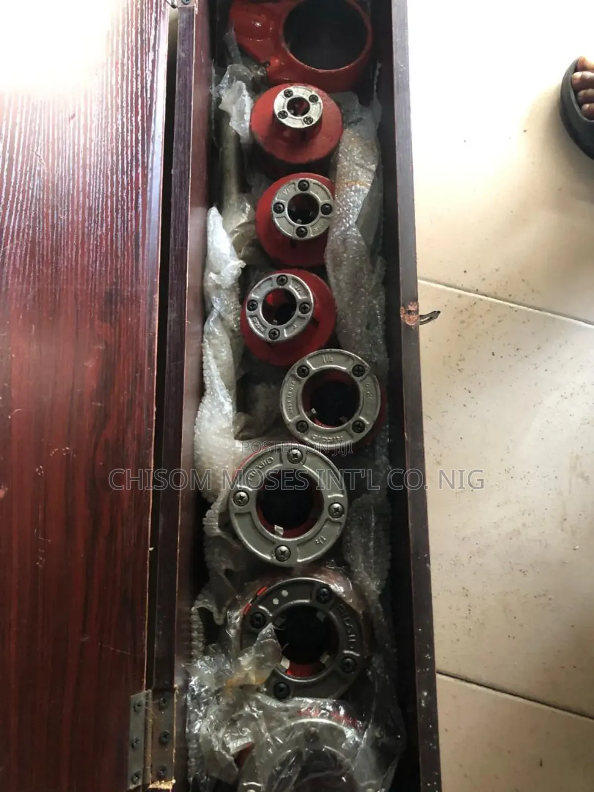 Ridgid Pipe Threading Machine