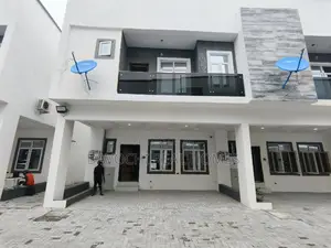 4bdrm Duplex in Victoria Crest Homes, Lekki for rent