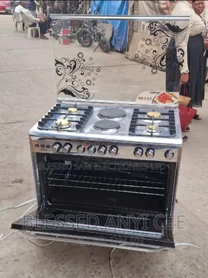 Nexus Industrial Automatic 4 Gas by 2 Cooker With Oven >