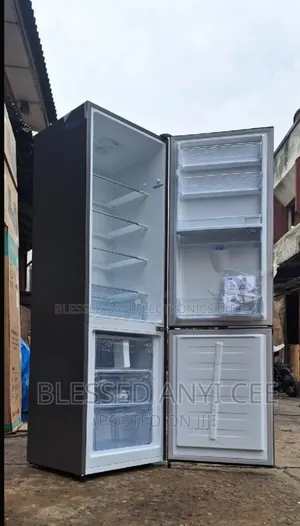 New> Hisense Double Door Fridge 264l With Dispenser > 1 Yrs