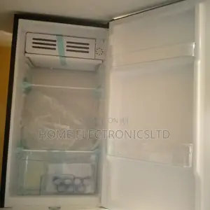 Royal Table Top Fridge 105 Liters
