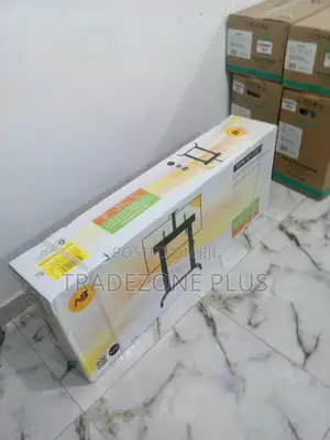 Quality North 75"-110" Motorize Screen Lift