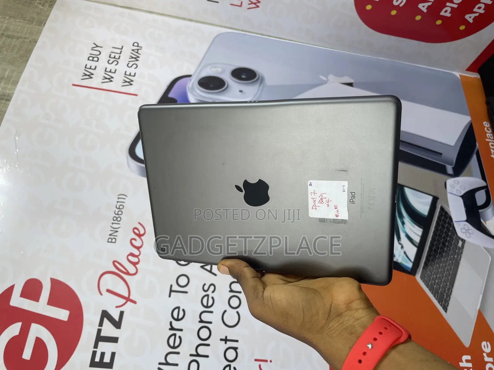 Apple iPad 9.7 32 GB Gray
