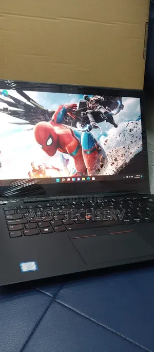 Laptop Lenovo Thinkpad X1 Yoga 16GB Intel Core i7 SSD 512GB