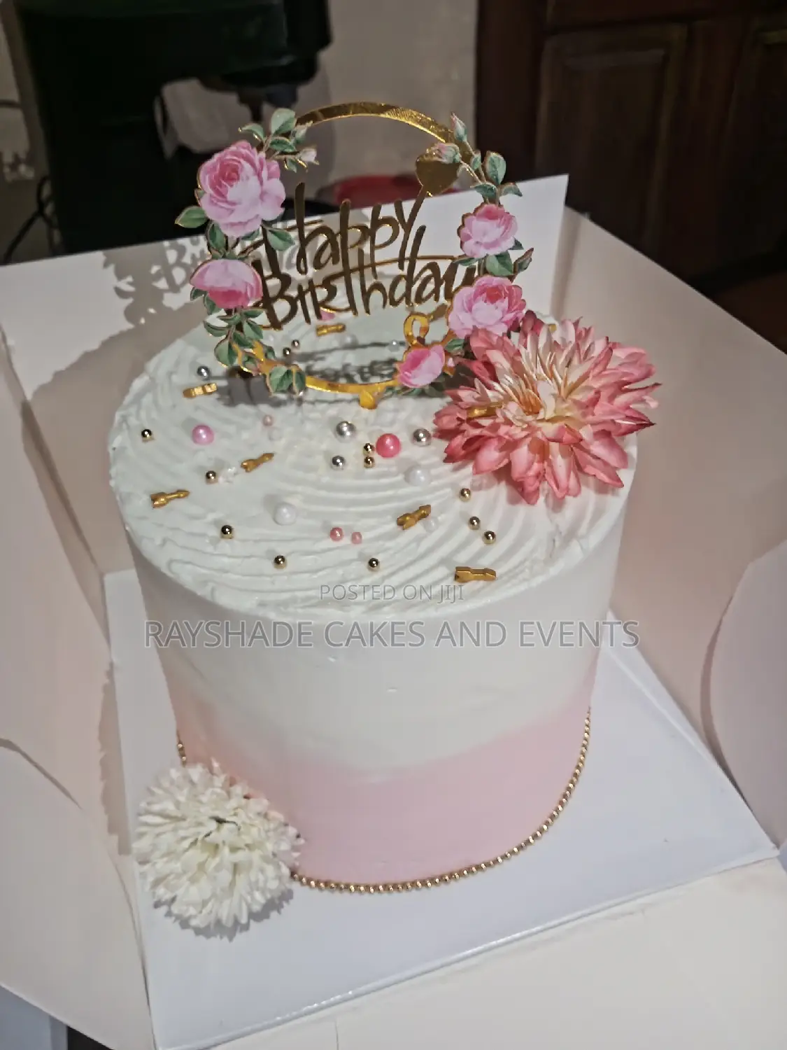 Vanilla and Chocolate Cake