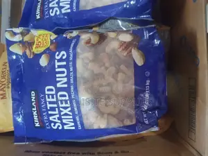 Kirkland Salted Mixed Nuts 2.5lbs