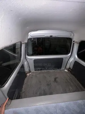 Suzuki Every 2010 Grey