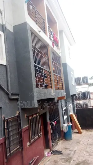 2bdrm Block of Flats in Enugu for sale