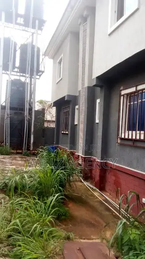 2bdrm Block of Flats in Enugu for sale