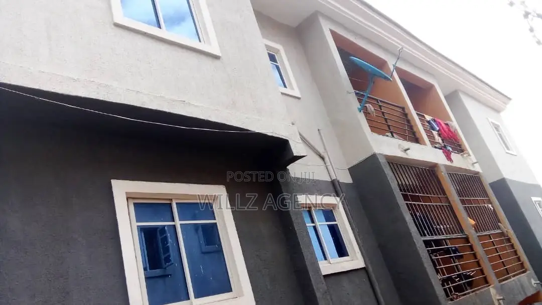 2bdrm Block of Flats in Enugu for sale
