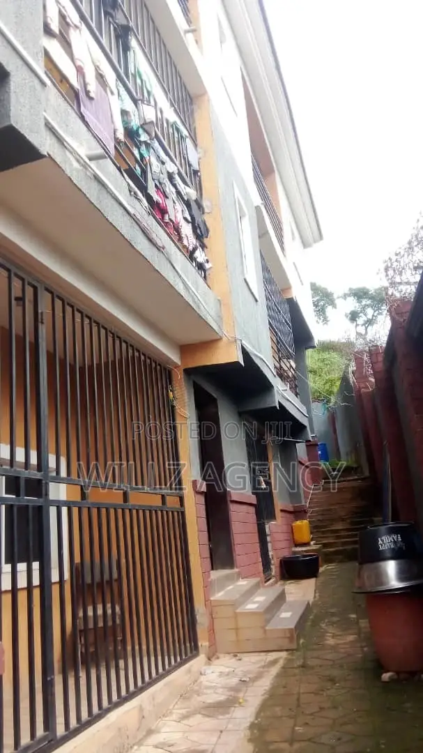2bdrm Block of Flats in Enugu for sale