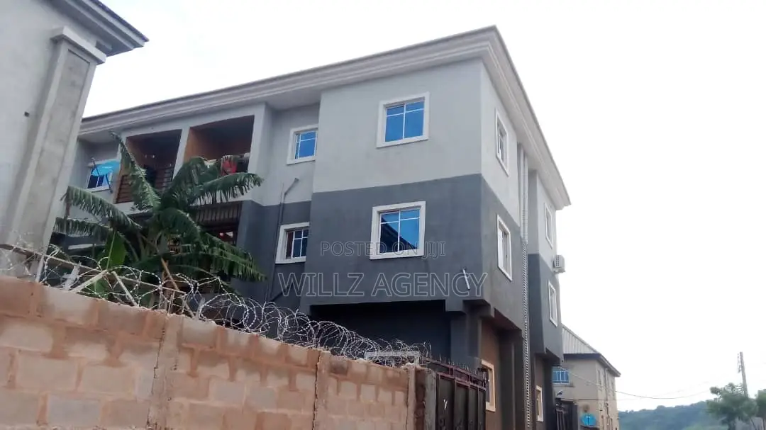 2bdrm Block of Flats in Enugu for sale