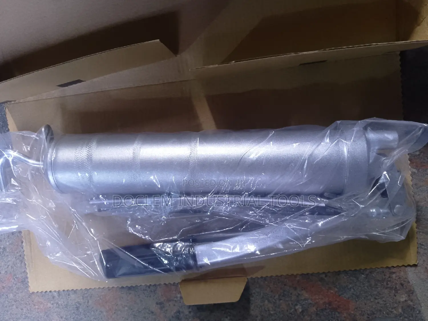 Grease Gun Machine