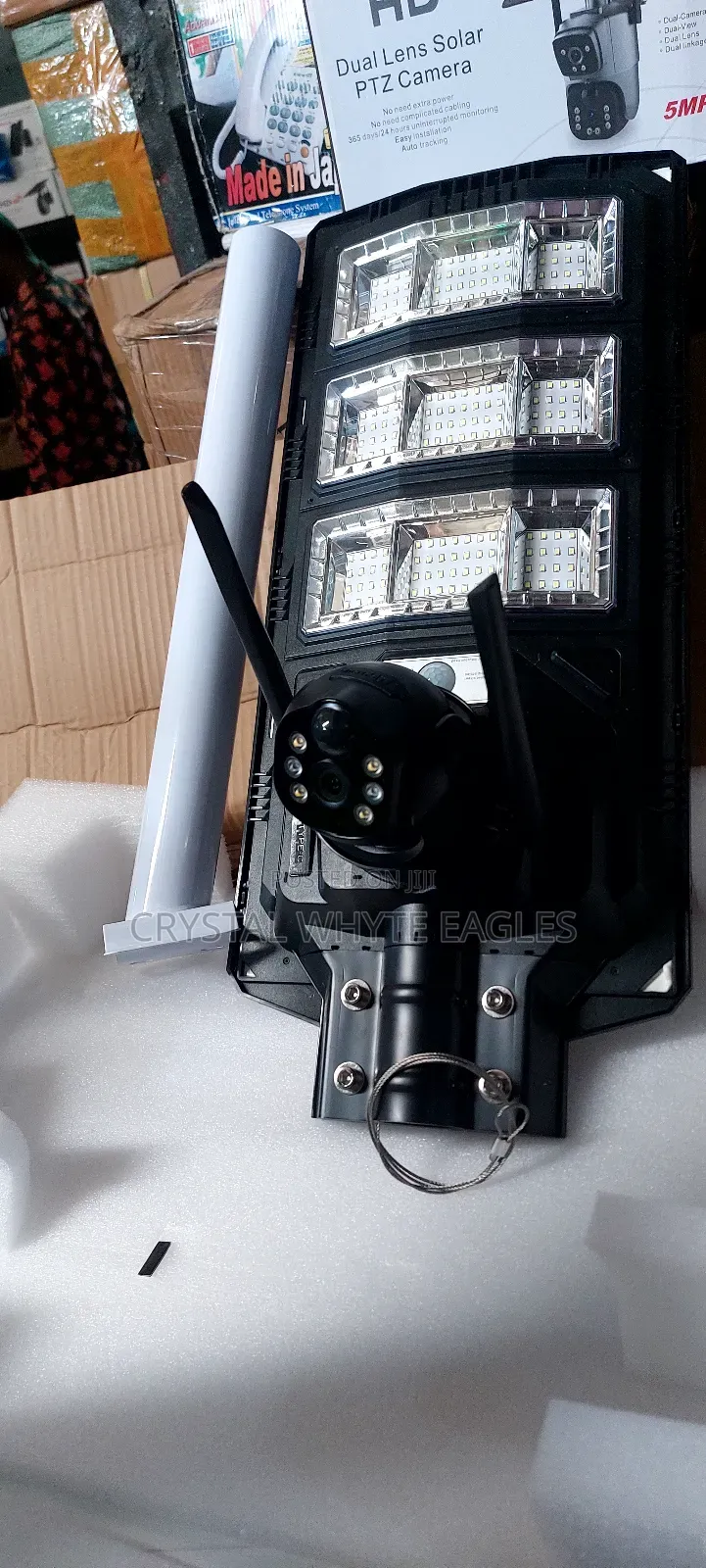 4g PTZ Camera +300w Solar Lighting