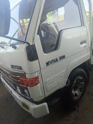 Toyota Allion 2001 White