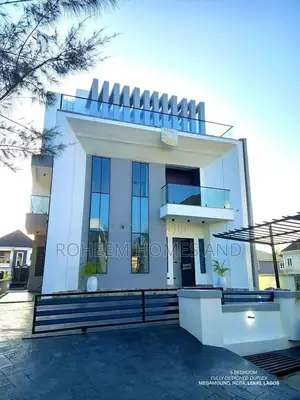 5bdrm Duplex in Secured Estate, Lekki for sale
