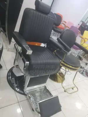 Pumping Salon Chair
