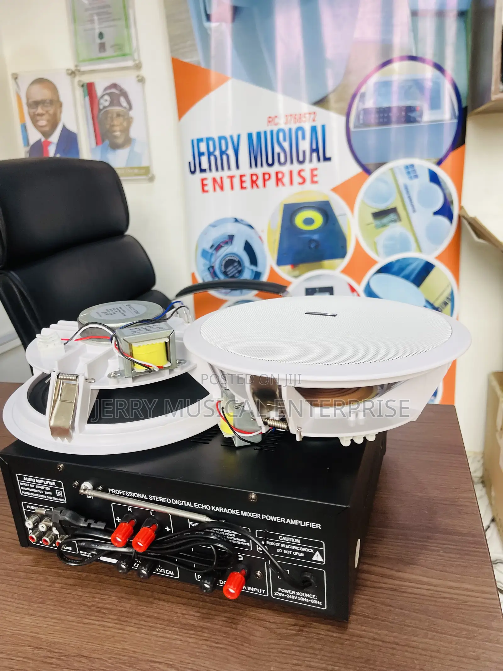 2 Ceiling Speakers With Amplifier